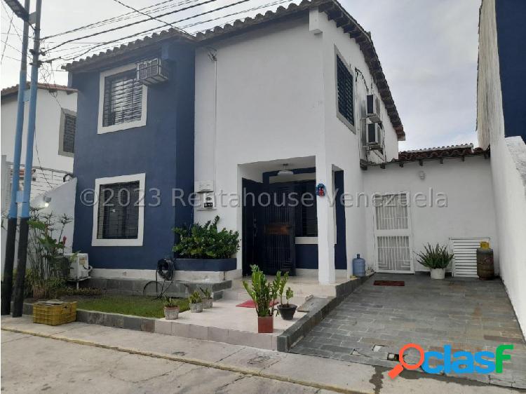 CASA EN VENTA CABUDARE 23-20165 YOLMAR M 04145543215