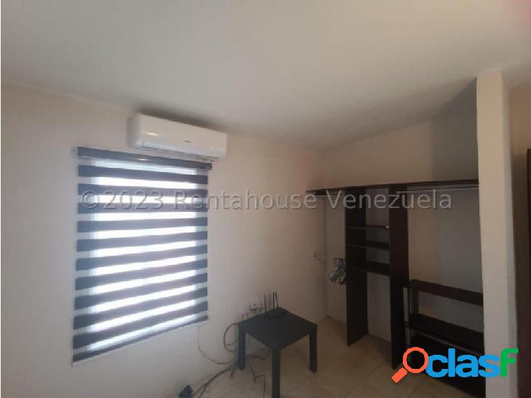 CASA EN VENTA CABUDARE COLINA DE TEREPAIMA #23-22918 KAREN G