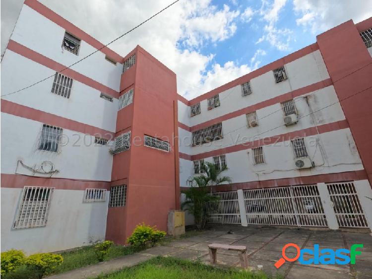 Apartamento en venta Bararida Barquisimeto 23-12982 RM