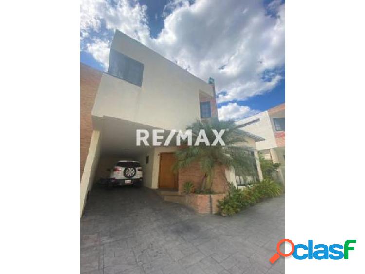 Se alquila Town House Nv-177324