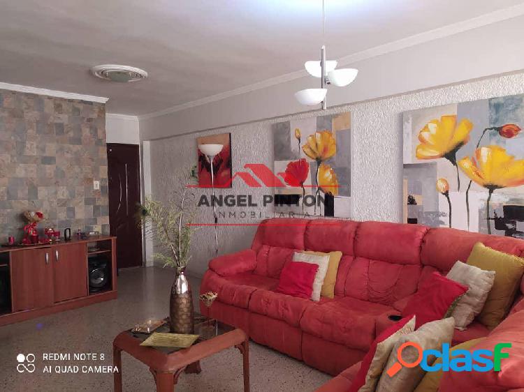 APARTAMENTO EN VENTA AV GOAJIRA MARACAIBO API 3215