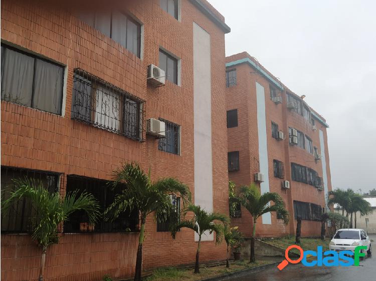 #APARTAMENTO EN VENTA CABUDARE IRIS MARIN 0424 5774745