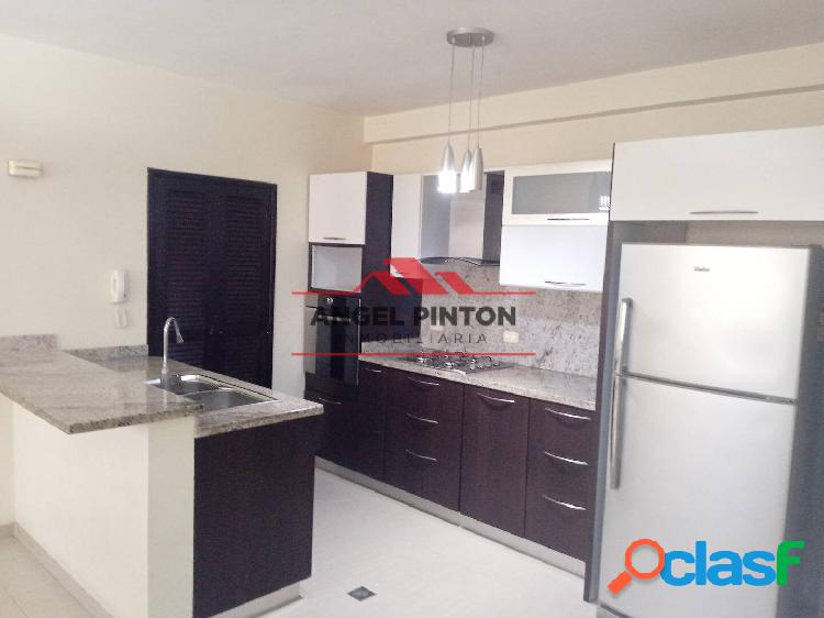 APARTAMENTO VENTA LA LAGO MARACAIBO API 4028