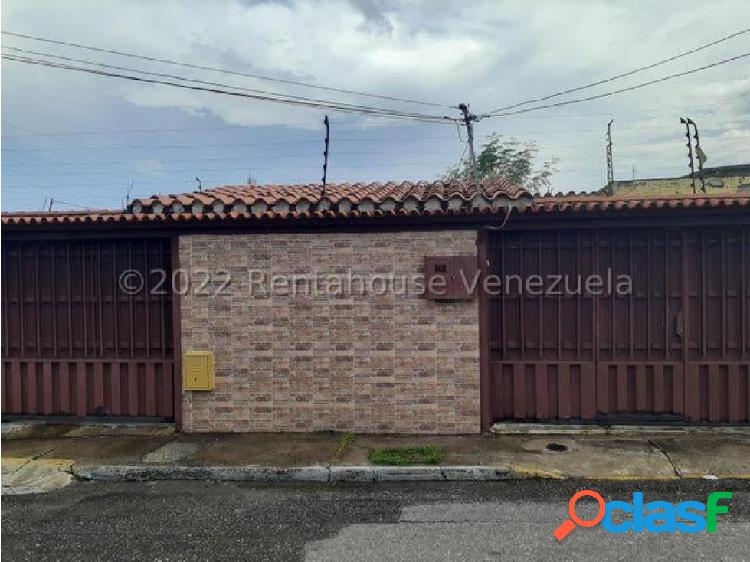 Casa en Venta en Patarata Barquisimeto 23-7594 JR 4121494858
