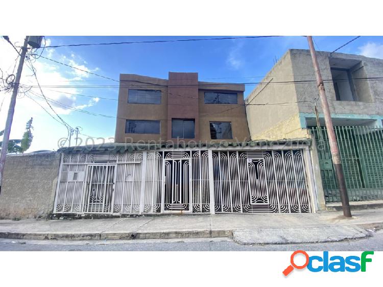 Casa en venta Oeste Barquisimeto 23-21683 RM 04145148282