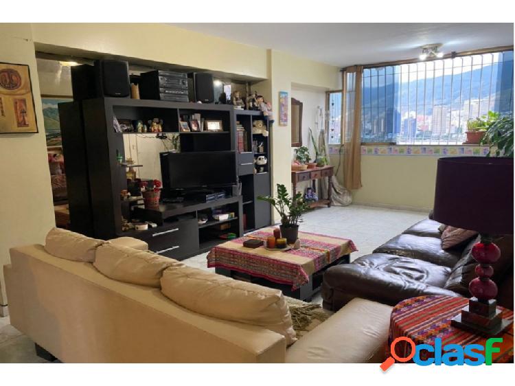 APARTAMENTO EN COLINAS DE BELLO MONTE EN VENTA