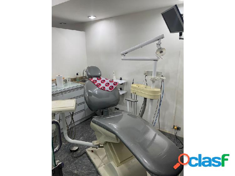 Consultorio Odontologico equipado con 3 unidades La