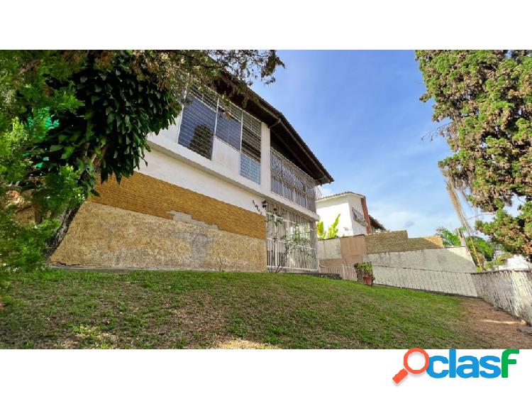 En venta Casa 478 m2 T 4H+S/4B+S/4P Prados del Este, Av.