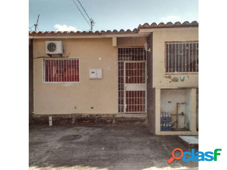 Gabriela 0424-5245033 CASA EN VENTA LA MORA CAB 23-26187