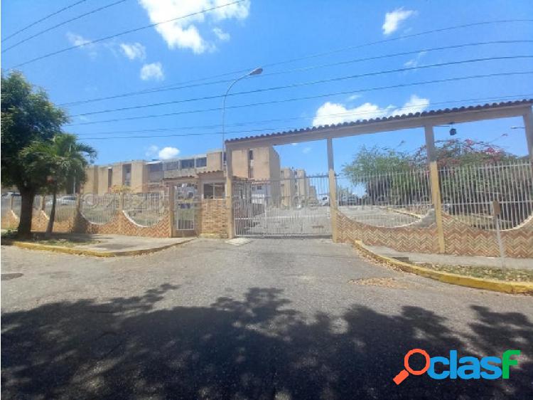 Maritza Lucena 04245105659 vende Aparto en Cabudare MLS