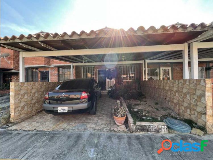 SE VENDE CASA 3HAB/3B/2PE/TRZA Nueva Casarapa Los Portales