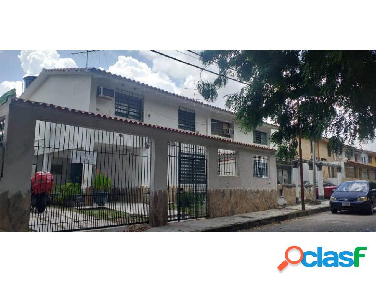 Valencia Casa en venta, Urbanizacion Los Sauces. EPAP