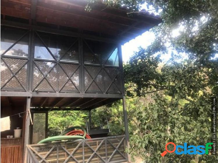 Vende Terreno de 3200m2 Los Campitos