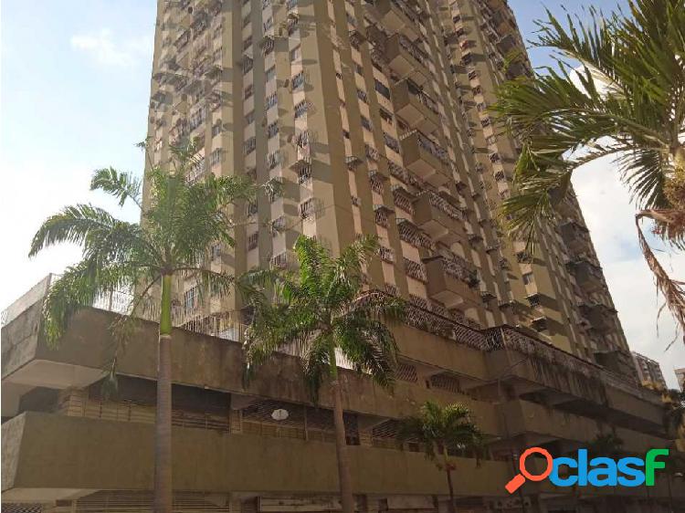 Vendo apartamento Quinta Crespo parroquia San Juan