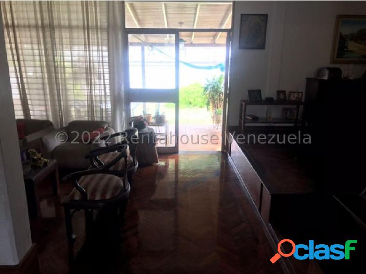 Venta casa Los Libertadores Barqto Cod 23-10386 Mildred