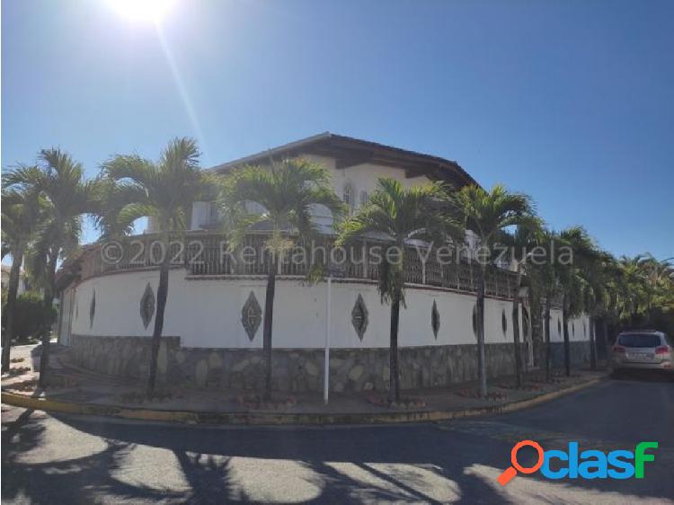 Macaracuay Casa confortable en venta