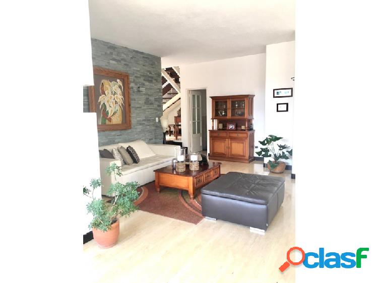 LOS PALOS GRANDES. Casa en venta