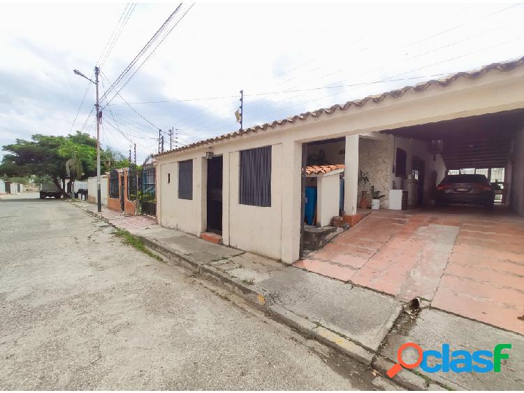 Gabriela 0424-5245033 CASA EN VENTA VALLE HONDO CAB 23-23460