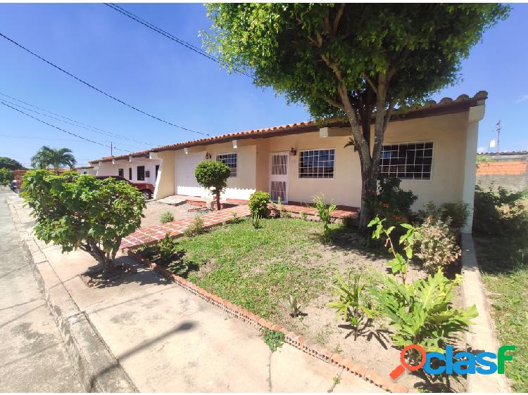 Gabriela 0424-5245033 CASA EN VENTA VILLAS SANTA LUCIA YAR