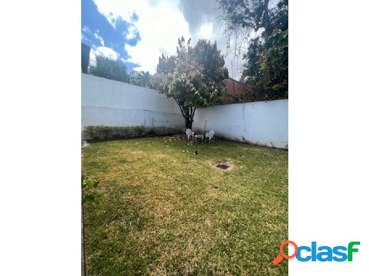 Se vende casa 380m2 4h/6b/3p Caurimare 4698