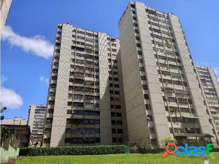 Vendo apto 93m2 3h/2b/1p La Rosaleda 4811