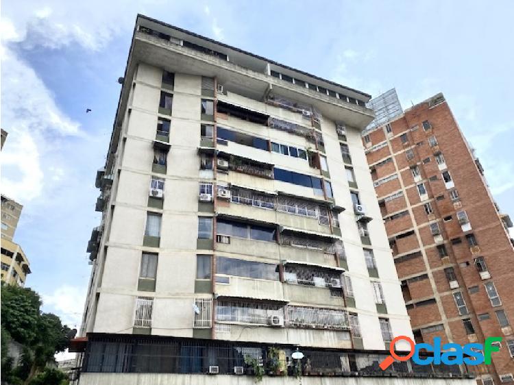 COLINAS DE BELLO MONTE - Apartamento listo para entrar