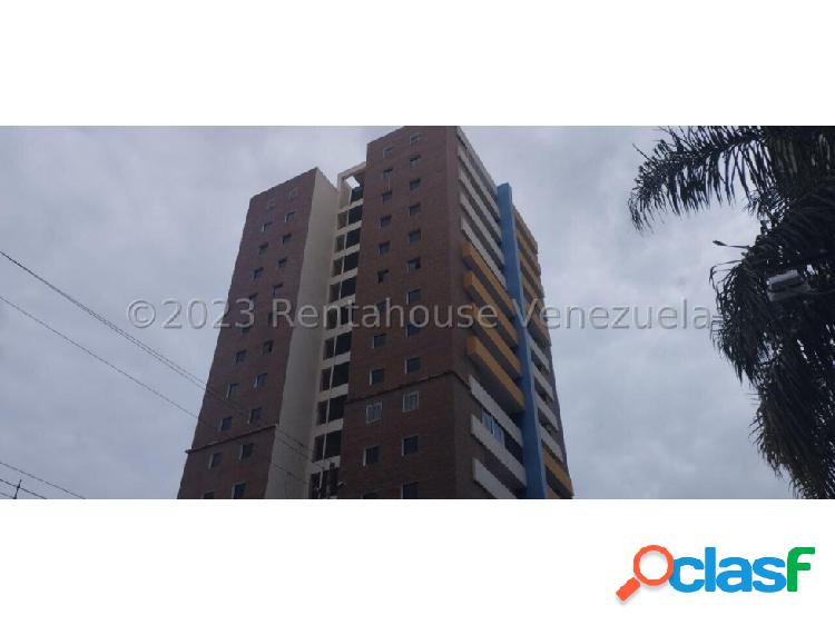 Rent-House Ofrece Excelente apartamento a estrenar 23-25868