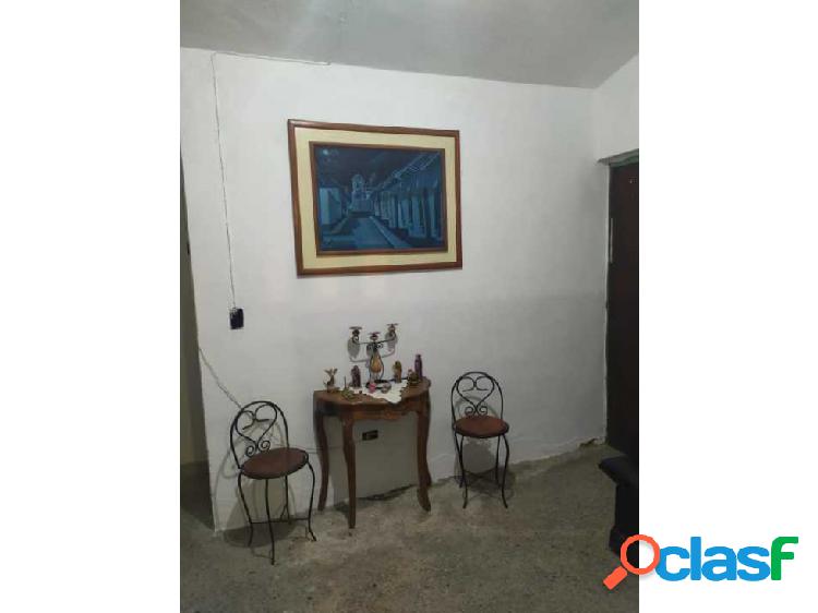 Casa de 103m2 en Las Acacias en Maracay