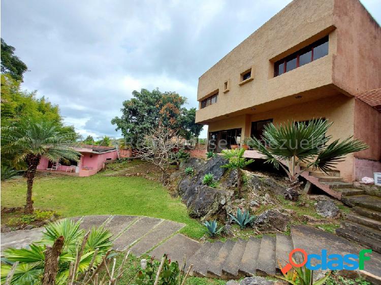 Estupenda Casa en Venta La Lagunita Country Club