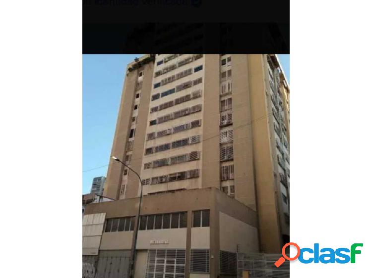 Se vende apto 87m2 2h/2b/1p La Candelaria 9003