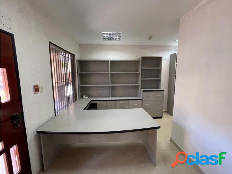 Se vende oficina en Res. Suzanne San Antonio de Los Altos