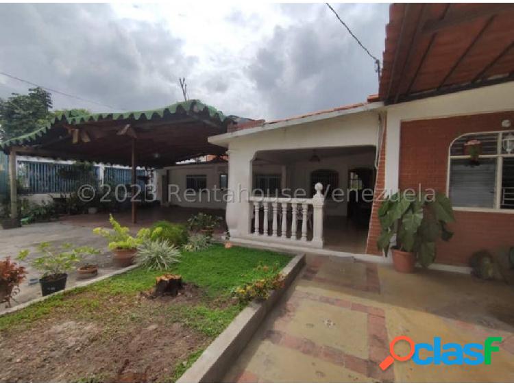 Casa en Venta Cabudare Felx. #23-21300 RAH Carlina Montes