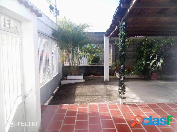 VENTA CASA 60MT2HAB/2B/3PE/210MT LOTE+ANEXO VALLE ALTO