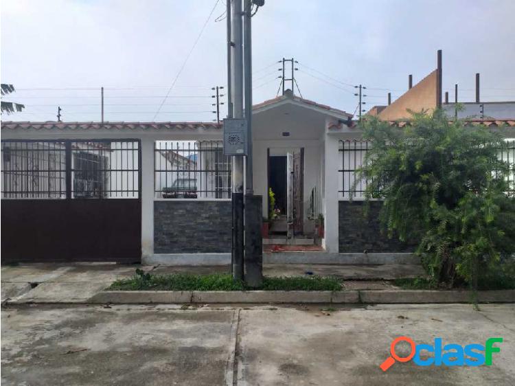 Casa en venta en Urb. Los Guayabitos