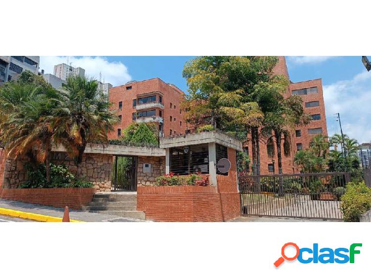 Hermoso apartamento en Los Samanes, con excelente ubicación