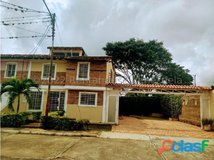 ** Jesus Teran Vende Bella Casa en Cabudare Flex: 23-11713