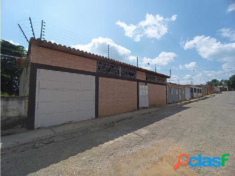 ** Jesus Teran Vende Bella Casa en Zona Norte (Duaca) Flex: