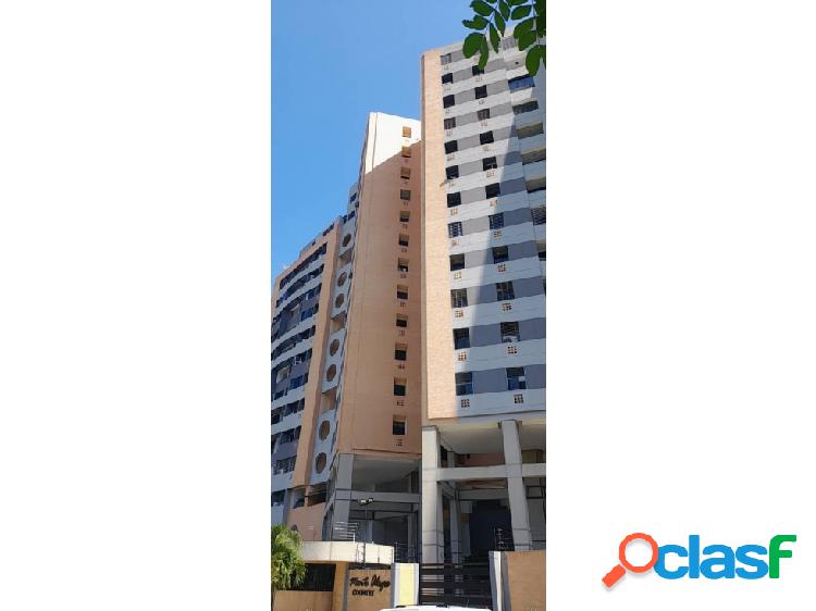 SE ALQUILA APARTAMENTO EN TAZAJAL