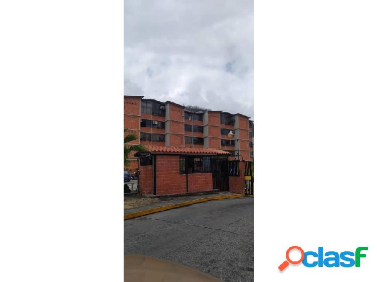 Se vende Apartamento 74m2. 3H/2B/1P. Guarenas.