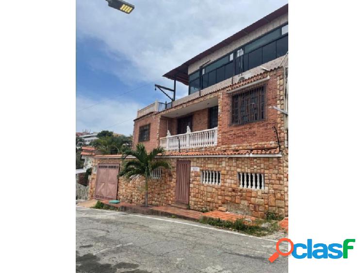 Se vende casa 460m2 4h/4b/3p Caribe 8278