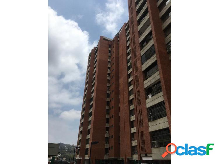 VENTA DE APARTAMENTO EN PRADOS DEL ESTE