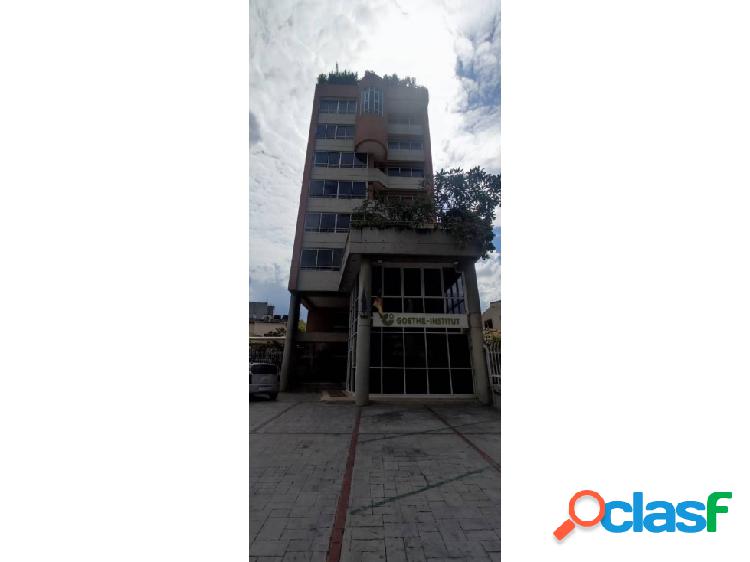 Moderno y cómodo apartamento en alquiler en Altamira