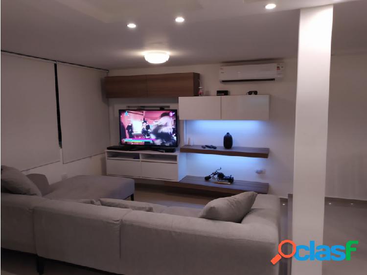 TOWN HOUSE EN CAICAGUANA (ACTUALIZADO)