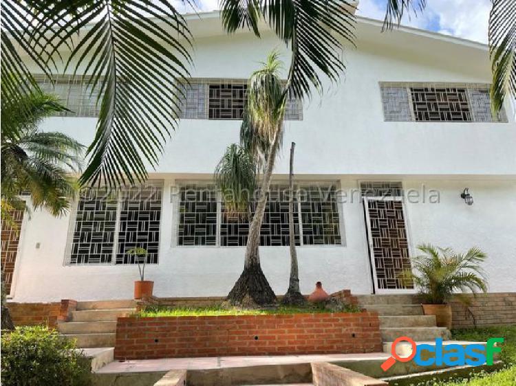 Bella Casa en venta Prados del Este