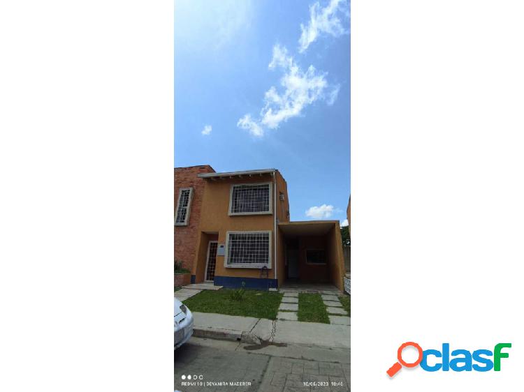 En Venta Townhouse en conjunto Residencial Victoria Villas