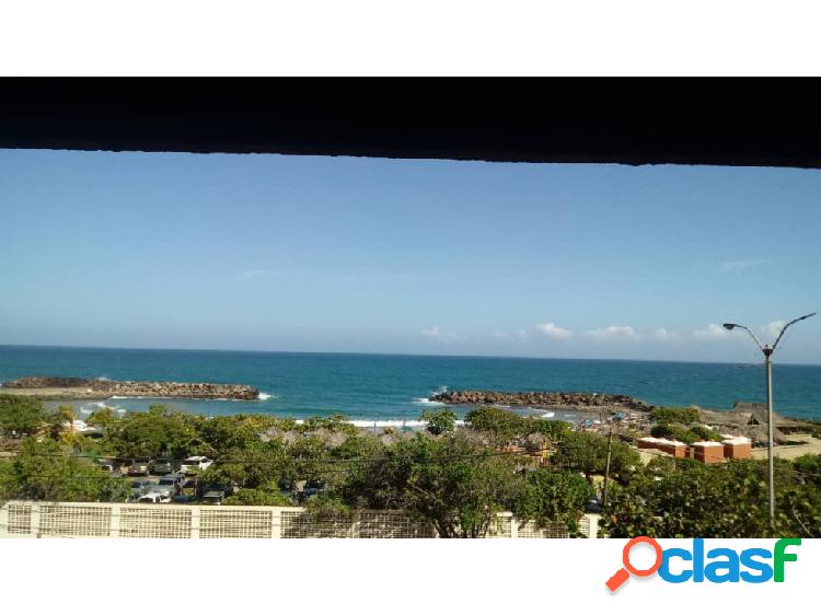 Venta de Apartamento en La Guaira - Playa Grande