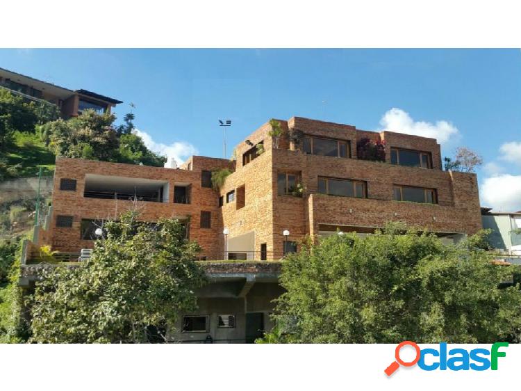 Alquiler casa 850m2 5h+s/8b+2/9p Lomas de las Mercedes 4660