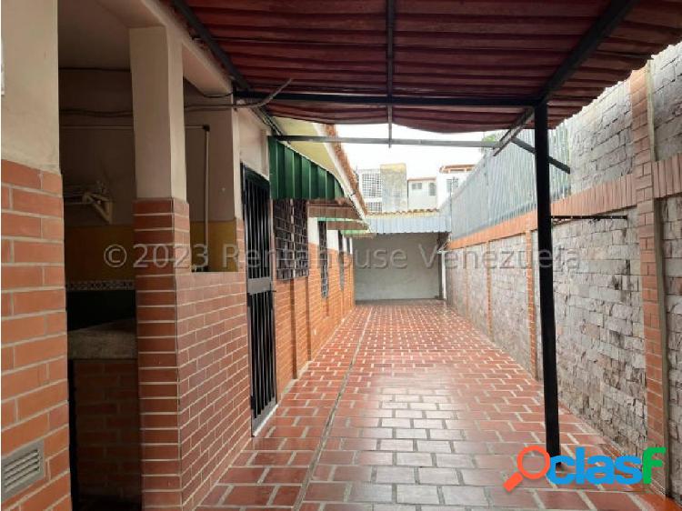 Karen Garcia RentaHoiuse vende Casa en Barquisimeto 23-31077