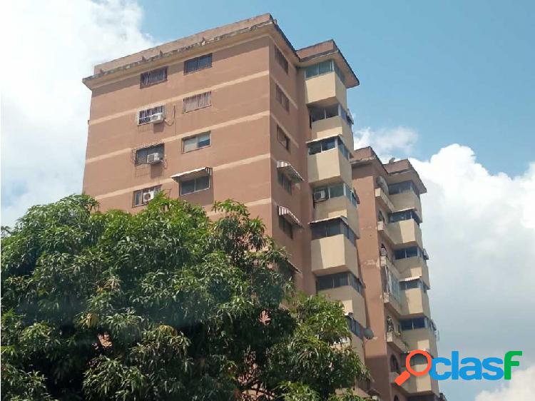 Se Vende Apartamento 72 m² 3H/1B Quinta Crespo