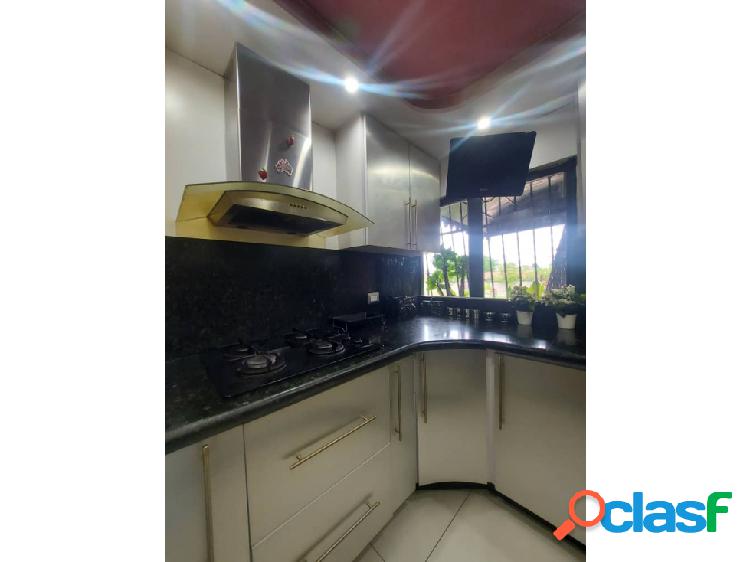 Apartamento en Montaña Fresca, Maracay